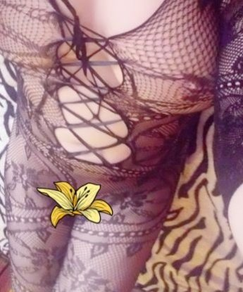 🌹
💋 Мои услуги настолько разнообразны, что каждый твой фантазийный день станет реальностью. От нежных классических ласк до страстных экспериментов - я знаю, как доставить тебе удовольствие. 💦
📷 В моем арсенале фотографий ты найдешь невероятно соблазнительные снимки, которые только подогревают аппетит. Не веришь? Позволь моим фото говорить сами за себя! 💄
🌆 Я осуществляю интимные желания в Москве в уютной атмосфере. Приходи ко мне, и я окуну тебя в океан страсти и наслаждения. Мой опыт и чувственность подарят тебе ощущение абсолютного счастья. 💫
💬 Отзывы моих клиентов говорят сами за себя - они восторженно рассказывают о моей уникальной способности приводить людей к экстазу. Доказательство моей незабываемости! 🌟
Не медли, дорогой! Разреши мне быть твоей комфортной и безудержной компаньонкой. Позвони мне прямо сейчас и пойми, что истинное удовольствие начинается именно со мной. 💋 Ульяна